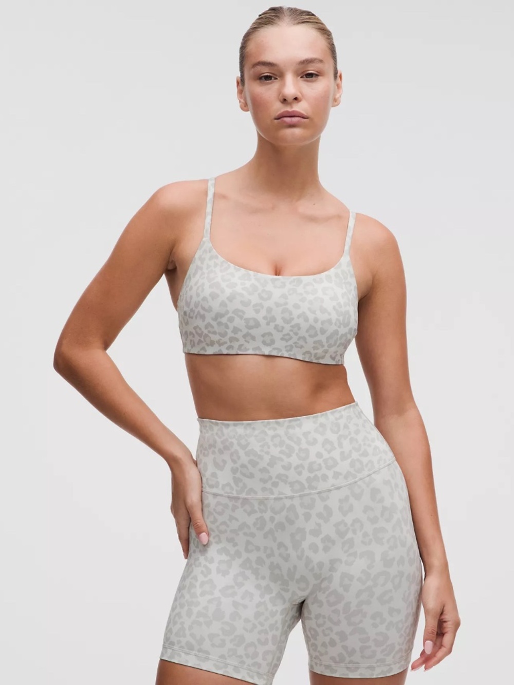Lululemon Wunder Train Strappy Racer Bra C/D Cup True Leopard White Size 6 NEW